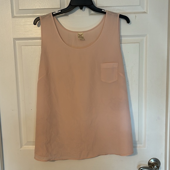 3X (22W-24W) peachy pink Top - Picture 2 of 4